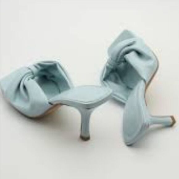 BRAND NEW FOREVER 21 SQUARE TOE HEEL SANDAL - Picture 1 of 15